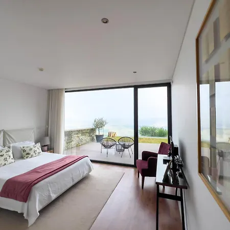 Spacious With Private Pool & Garden In Douro, By Hopstays *