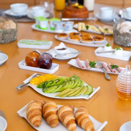 Spacious With Private Pool & Garden In Douro, By Hopstays Villa