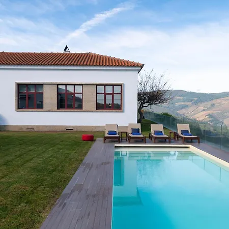 Spacious With Private Pool & Garden In Douro, By Hopstays Sabrosa