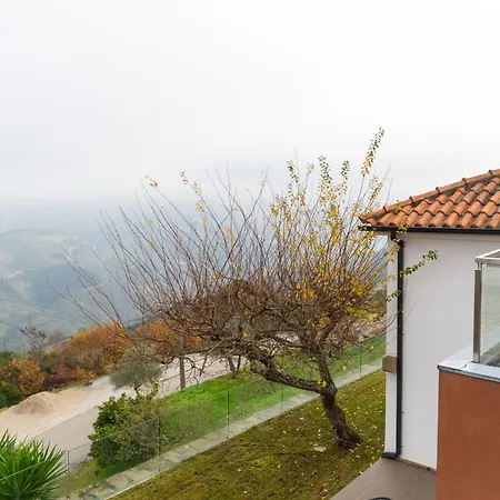 빌라 Spacious With Private Pool & Garden In Douro, By Hopstays 사브로사