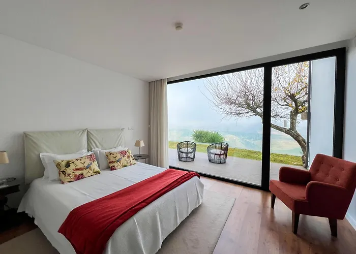 Spacious With Private Pool & Garden In Douro, By Hopstays * Sabrosa