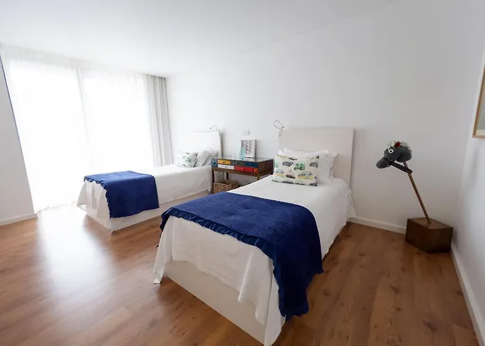 Spacious With Private Pool & Garden In Douro, By Hopstays * Sabrosa