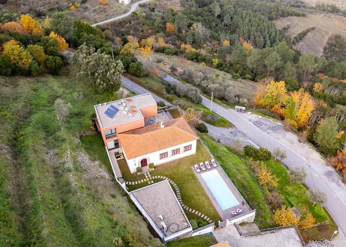 Spacious With Private Pool & Garden In Douro, By Hopstays * Sabrosa