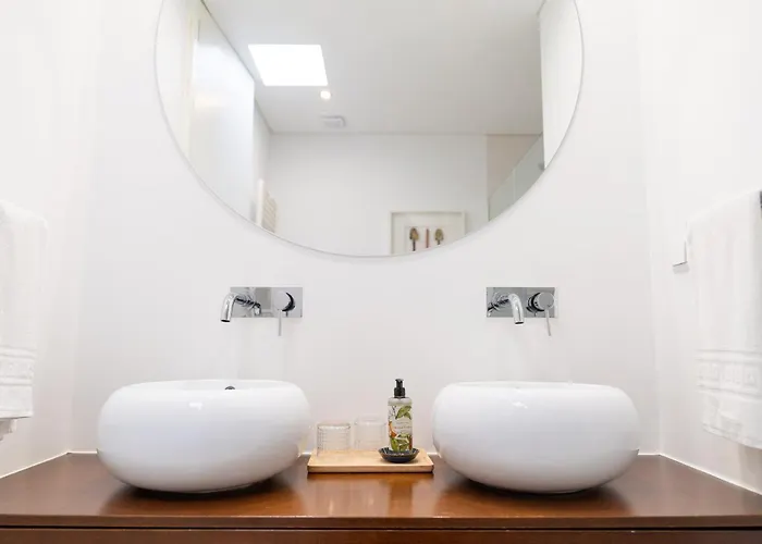 Spacious With Private Pool & Garden In Douro, By Hopstays Villa